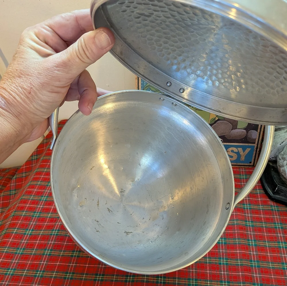 MCM Italian Silver Hammered Aluminum Ice Bucket 1950's